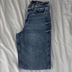 Hollister Mom jeans